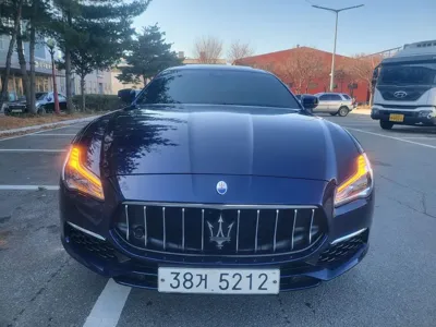 Maserati Quattroporte 2018, 62751 км, за 28990000 KRW