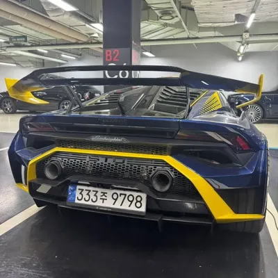 Lamborghini Huracan 2022, 79 км, за 450000000 KRW - фото 20
