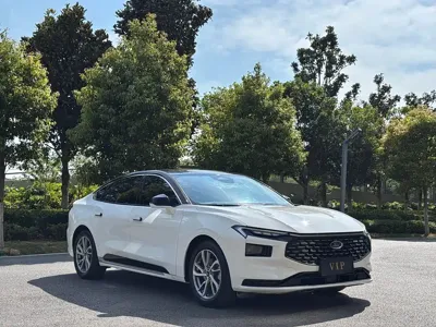 Ford Mondeo 2023, 51000 км, за 98000 CNY