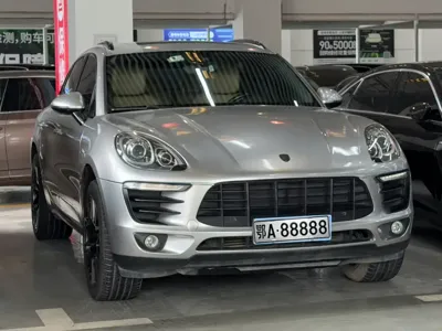 Porsche Macan 2017, 150000 км, за 109800 CNY