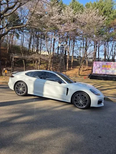 Porsche Panamera 2018, 120000 км, за 67770000 KRW