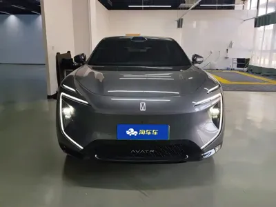 Avatr Avatr 07 2025, 23600 км, за 155000 CNY