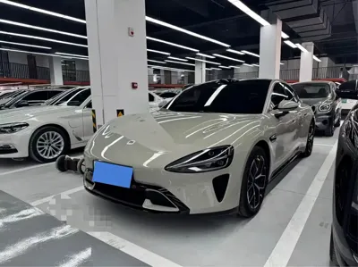 Xiaomi SU7 · 2024 год