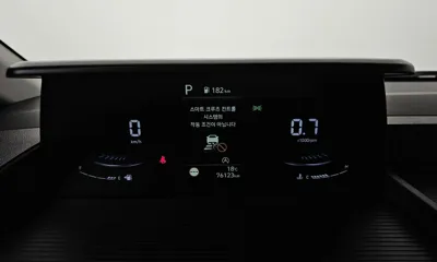 Hyundai Staria 2022, 76123 км, за 23500000 KRW - фото 8