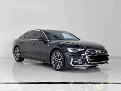 Audi A6L 2025, 27000 км, за 296900 CNY