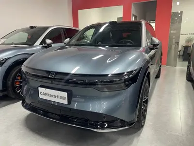 Zeekr 7X 2024, 16600 км, за 168800 CNY