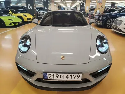 Porsche 911 · 2023 год