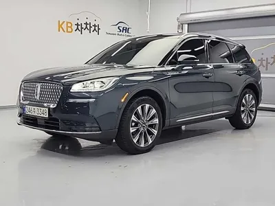 Lincoln Corsair · 2020 год