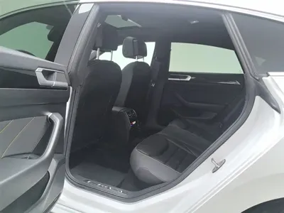 Volkswagen CC 2021, 59500 км, за 109800 CNY - фото 15