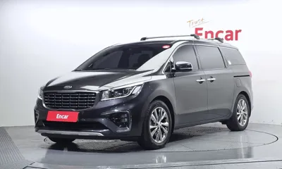 Kia Canival · 2019 год