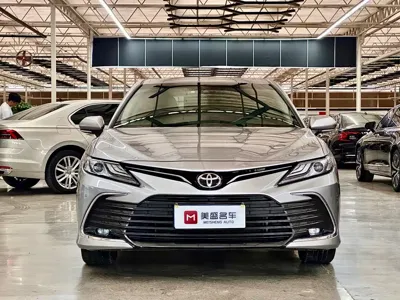 Toyota Camry 2022, 40000 км, за 99800 CNY