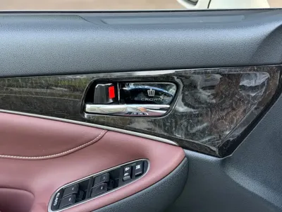 Toyota Crown 2018, 87000 км, за 106800 CNY - фото 15