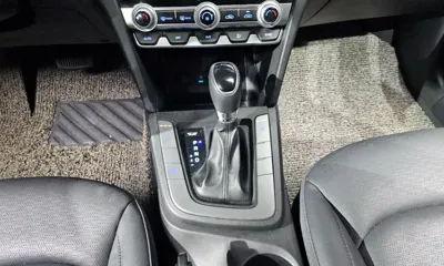 Hyundai Avante 2020, 94678 км, за 12500000 KRW - фото 9