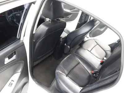 Hyundai Accent 2017, 92373 км, за 6900000 KRW - фото 11