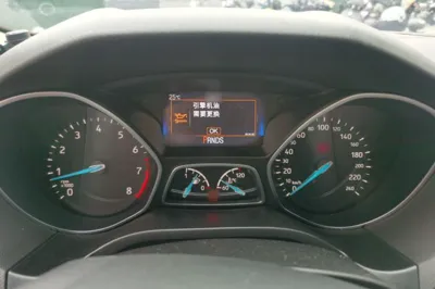 Ford Focus 2015, 11900 км, за 64064.06 CNY - фото 10
