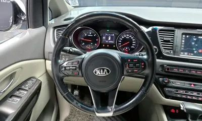 Kia Canival 2018, 124731 км, за 13300000 KRW - фото 14