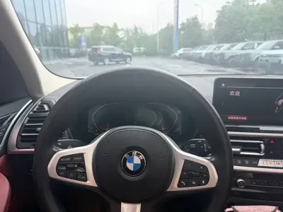 BMW X3 2022, 80000 км, за 128800 CNY - фото 9