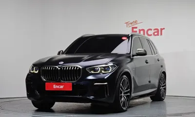 BMW X5 · 2022 год