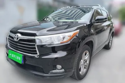 Toyota Highlander · 2015 год