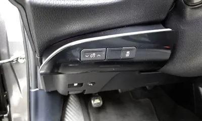 Toyota Prius 2017, 164235 км, за 11350000 KRW - фото 17