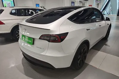 Tesla Model Y 2022, 66700 км, за 186739.18 CNY - фото 6