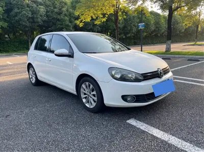 Volkswagen Golf · 2012 год