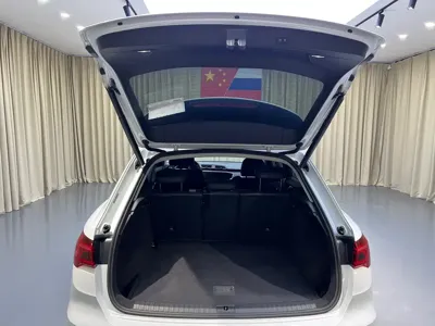 Audi Q3 2023, 43000 км, за 168800 CNY - фото 8