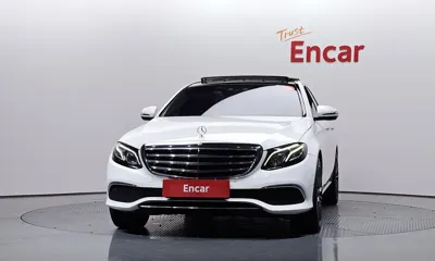 Mercedes-Benz E-Class 2017, 157186 км, за 18500000 KRW