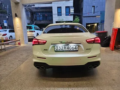 Maserati Ghibli 2020, 62000 км, за 31000000 KRW