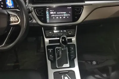 Geely Auto Emgrand GS 2019, 90100 км, за 42827.21 CNY - фото 16