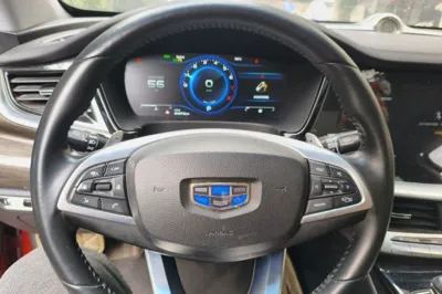 Geely Auto Emgrand GT 2020, 61900 км, за 42355.47 CNY - фото 11