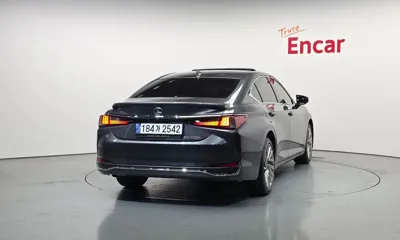 Lexus ES 2025, 36609 км, за 50770000 KRW - фото 4