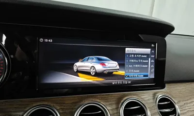 Mercedes-Benz E-Class 2018, 50232 км, за 24990000 KRW - фото 16