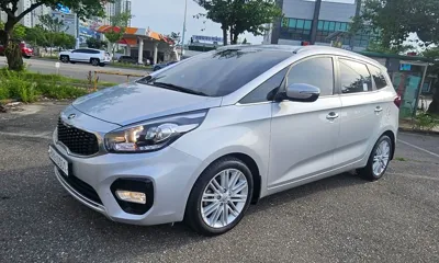 Kia Carens 2017, 54023 км, за 8450000 KRW - фото 2