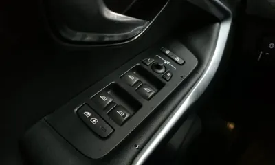 Volvo V40 2018, 80367 км, за 11500000 KRW - фото 28