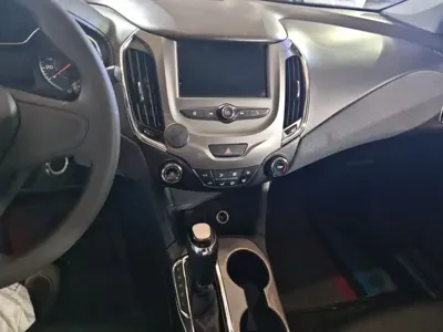 Chevrolet Cruze 2017, 81300 км, за 23500 CNY - фото 6