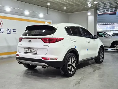 Kia Sportage 2018, 111640 км, за 99990000 KRW
