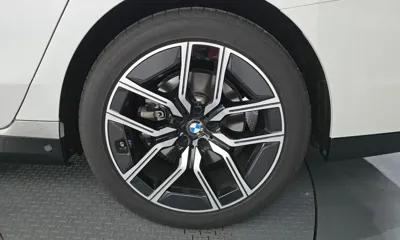 BMW 7-Series 2024, 23095 км, за 115500000 KRW - фото 21