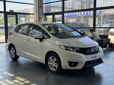Honda Fit 2015, 60000 км, за 32599 CNY