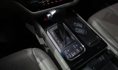 Kia Canival 2016, 124812 км, за 12900000 KRW - фото 9