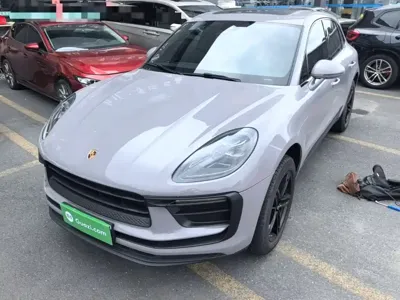 Porsche Macan · 2023 год