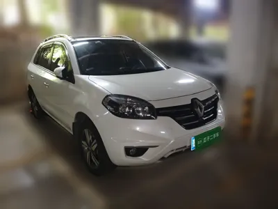Renault Koleos 2014, 76800 км, за 24630.48 CNY