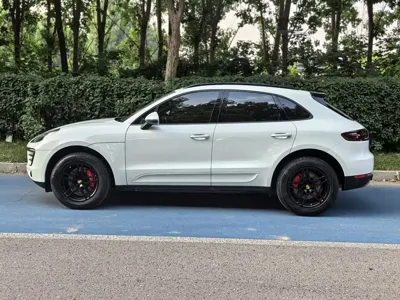 Porsche Macan 2018, 125600 км, за 139000 CNY