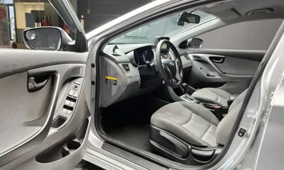 Hyundai Avante 2011, 52335 км, за 5500000 KRW - фото 10