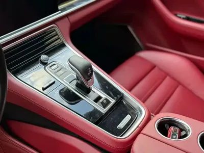 Porsche Panamera 2017, 80000 км, за 438000 CNY - фото 12
