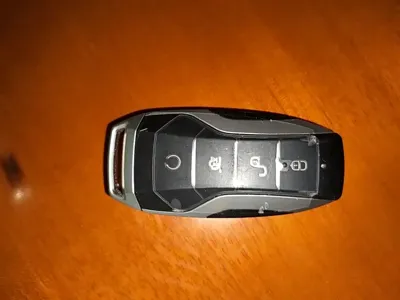 BYD Tang New Energy 2023, 34400 км, за 93400 CNY - фото 9
