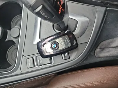 BMW 3 Series 2019, 90300 км, за 80300 CNY - фото 9