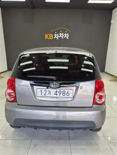 Kia Morning 2011, 135693 км, за 1700000 KRW