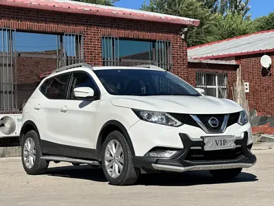 Nissan Qashqai 2016, 75000 км, за 42000 CNY