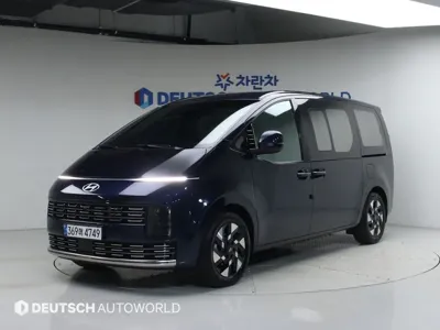 Hyundai Staria · 2026 год
